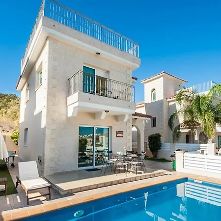 Villa 045